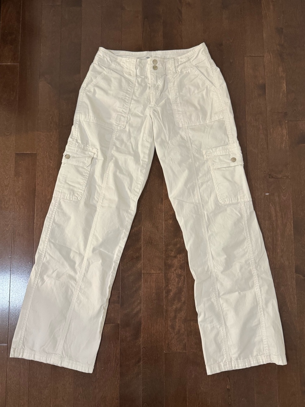Low Rise White Cargo Pants - Picture 5 of 8